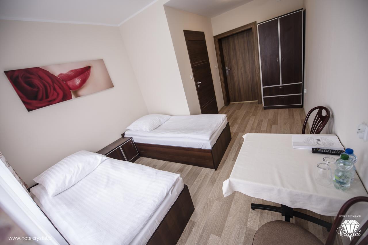 Hotel Crystal Janikowo Экстерьер фото